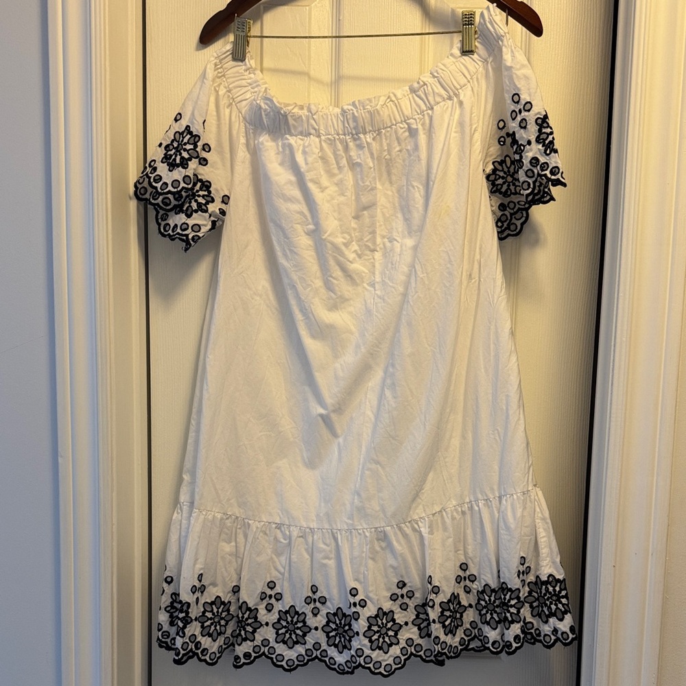 Vineyard Vines White and Black Mini Dress